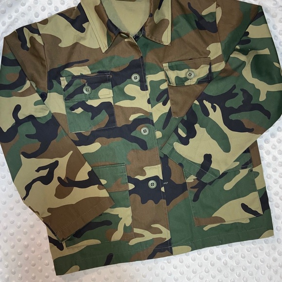 Other - Boys Camo Button Up size 16